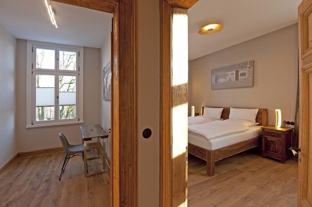 Hotel 1782 "Aussenstelle" Premiumwohnungen - Contactless Self Check-In レムシャイト エクステリア 写真